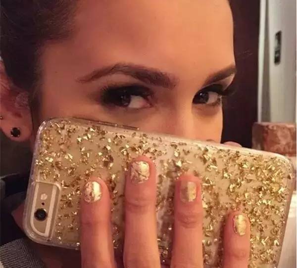 好看的手机壳推荐明星同款,明星们都用的手机壳超少女