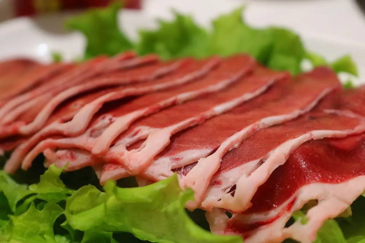 男朋友的怀抱也暖不过冬日里的这家驴肉火锅！