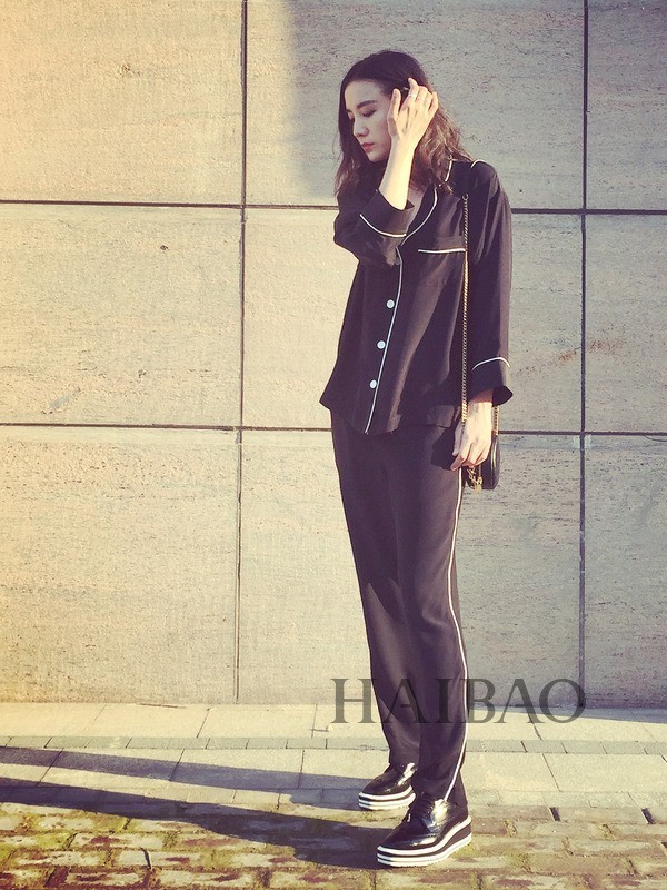 宋佳和杨幂穿衣搭配,杨幂宋佳靠一个发型变少女