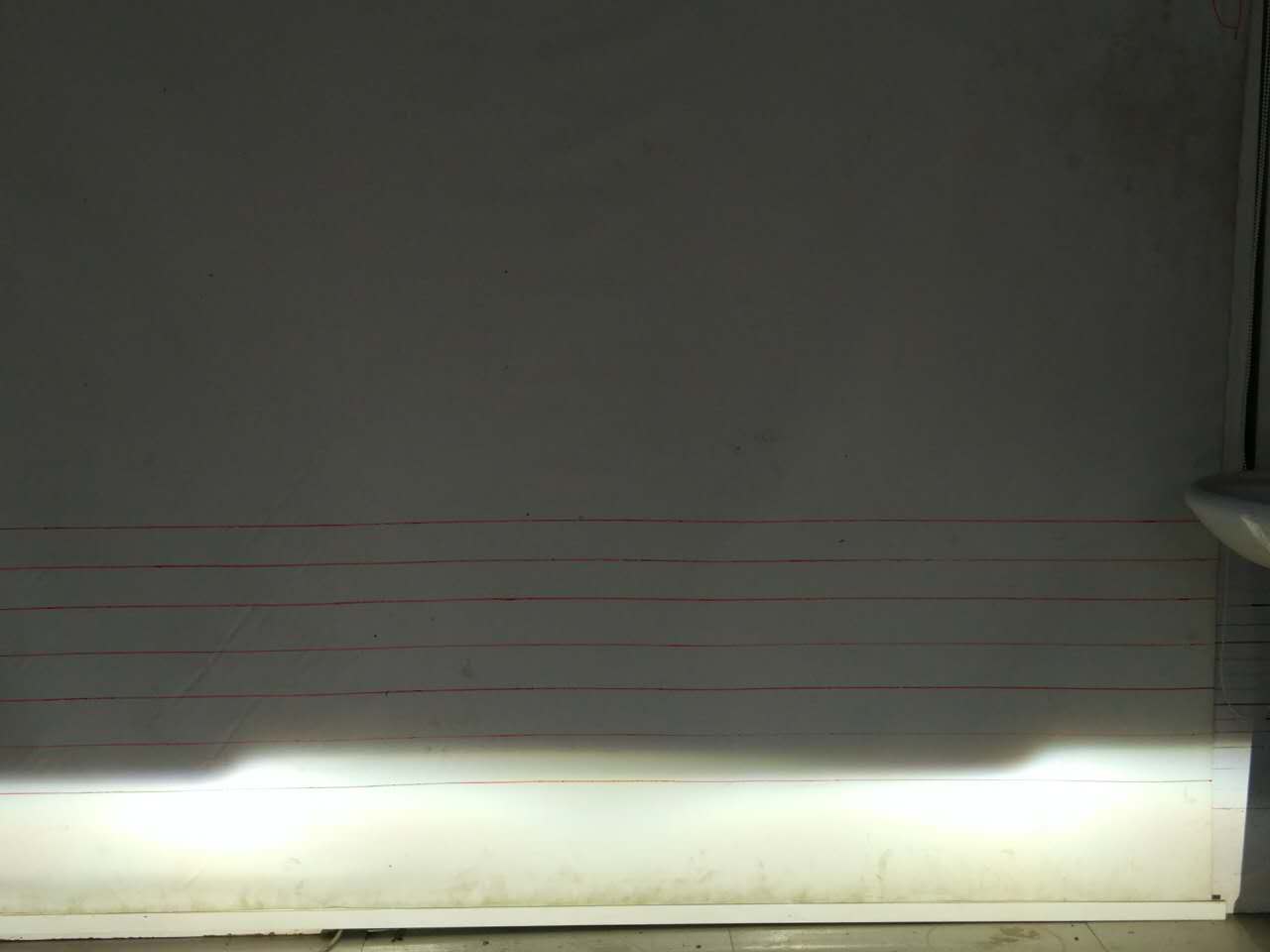 原车带透镜氙气灯好还是led灯好,为什么高配车都是直喷