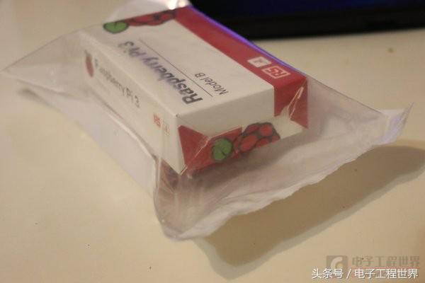 树莓派3高清果照开箱