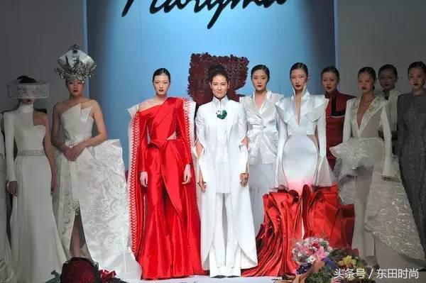 彝绣之美呼之欲出！东田造型助力马艳丽高级定制时装发布会
