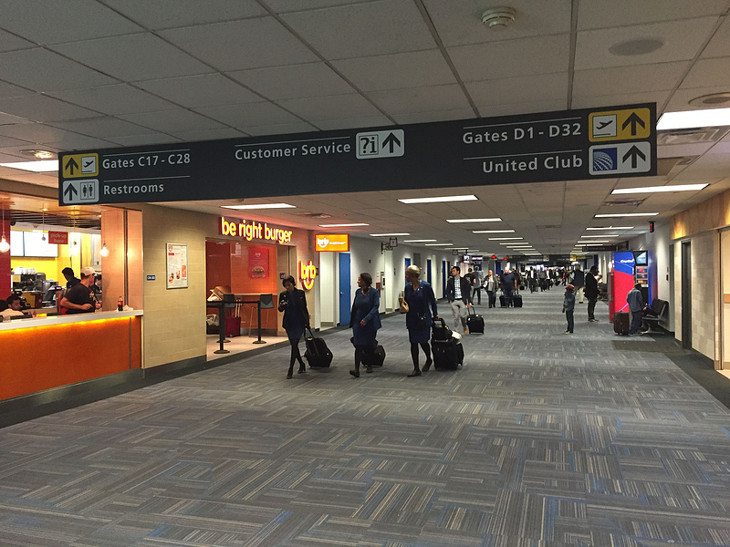 美联航头等舱：欧若拉女神眷顾之旅