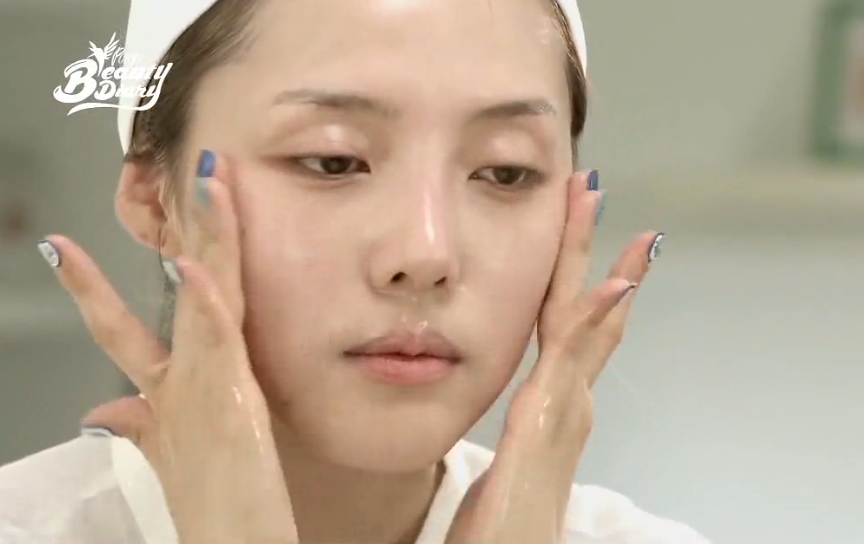 女明星卸妆后的样子依然很美,盘点各种女明星卸妆前和卸妆后