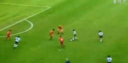 小罗大罗梅西一起被采访视频,100秒凌空射门小罗