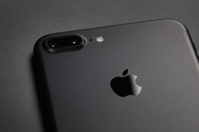 厉害了！历经三天三夜厕所浸泡iPhone7Plus完美如初