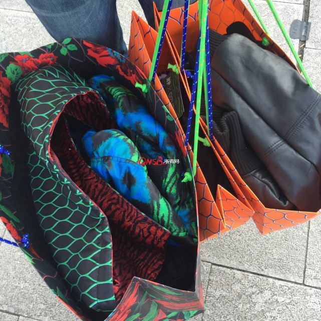 hmkenzo联名鞋子,kenzo的四大联名