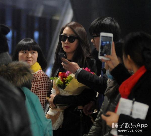 香水怎么用才能使香味持久,香水怎么用在房间里