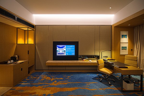 武汉依然繁华,武汉三个烟火气和浪漫的城市