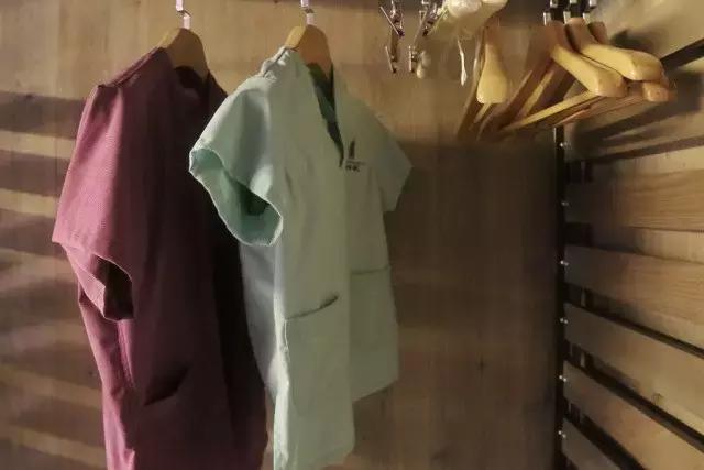 美豪皆丽致烟雨醉无锡