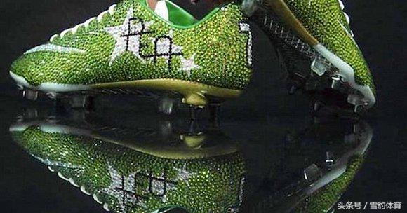 最奇葩的足球鞋,足球鞋是怎样量身打造的