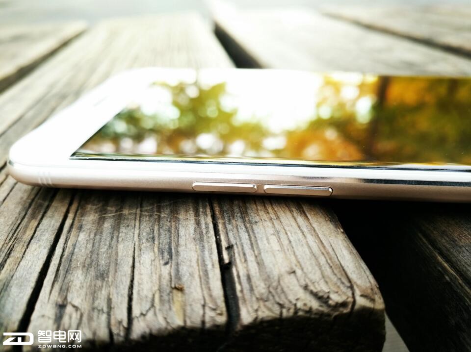 oppor9s柔光摄像头价格,oppor9s清新绿开箱视频