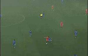 梅西任意球破门小贝泪目,生死看淡不服就干出奇迹