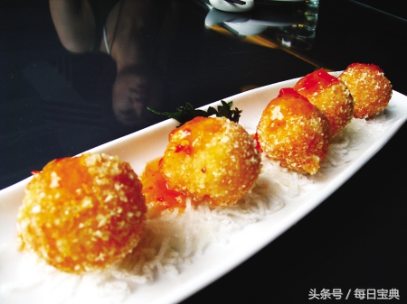 舌尖上的龙虾,品尝正宗龙虾美食的感受