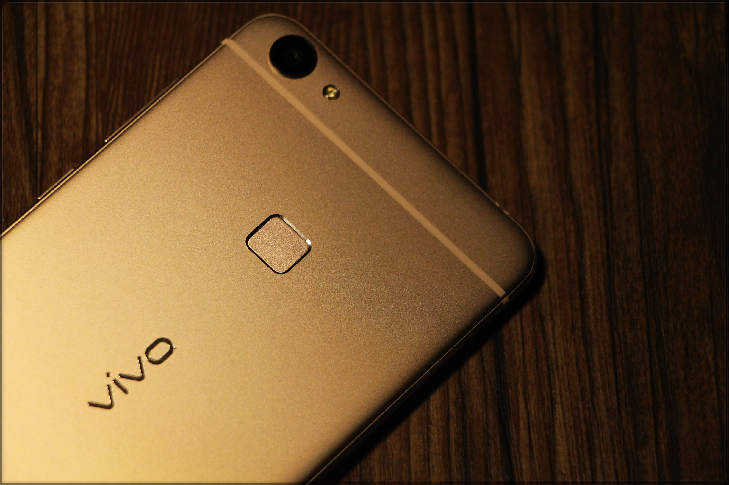 鑻规灉鎵嬫満鍝佽川,鑻规灉鍝佽川