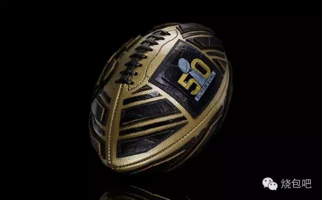 唯物|情人节倒计时,去看50个潮牌出的超级碗纪念球,独一无二