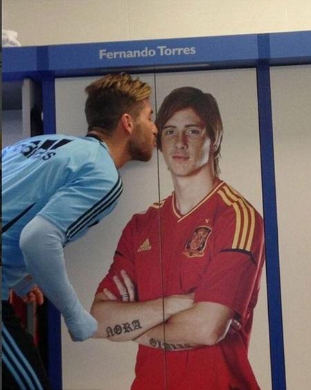 足球场上的三大经典之吻,足坛史上最强兄弟情