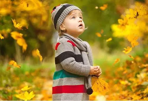 孩子四个地方变红家长一定要重视,爸妈看宝宝反应