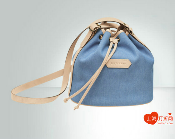 longchamp带字母c的包包,longchamp包包2023