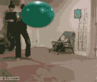 搞笑瑜伽球翻滚,瑜伽球搞笑