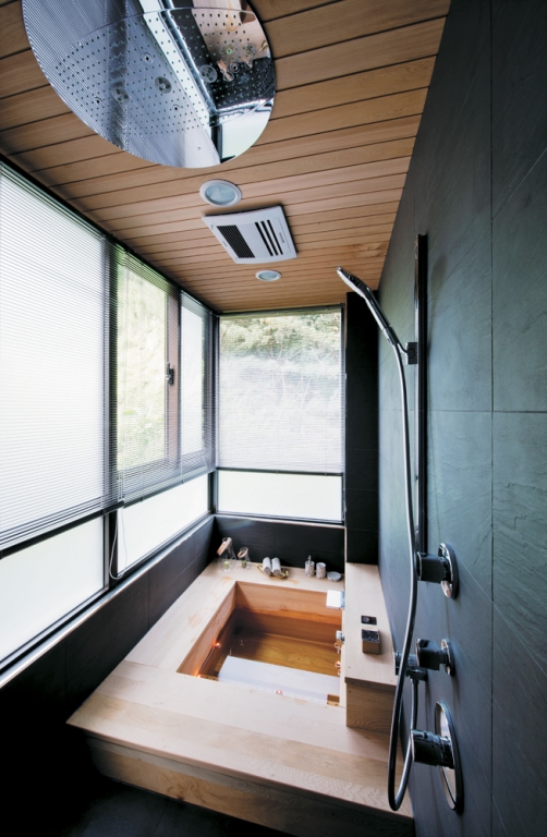 花洒孔堵了怎么办,花洒水管堵住