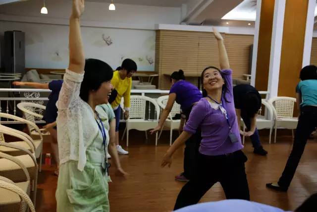 来，让我们一起解锁“舞动治疗”