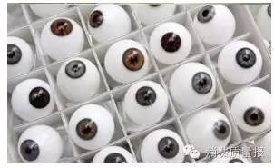 你知道你和行李经过安检时，电脑上会显示什么吗？