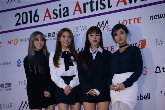 防弹和exo颁奖典礼,yes首尔出席活动视频