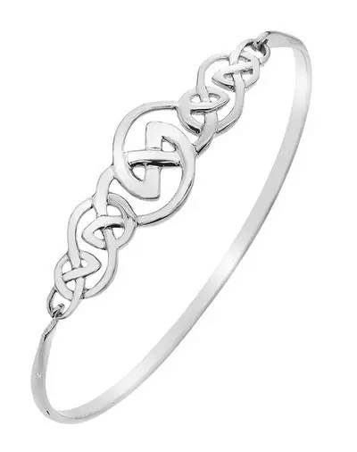 英国亚马逊爆仓最新信息,亚马逊海外购最新政策