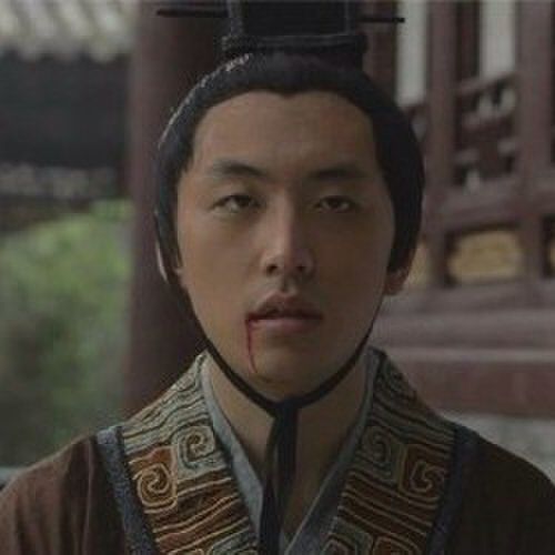 人们都用什么垫鼻子的,垫鼻子是拿什么垫