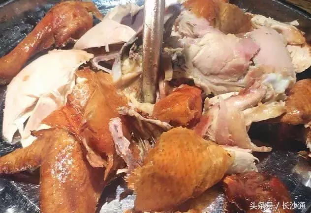 长沙最近比较火爆的菜馆,长沙第二道招牌菜是什么菜