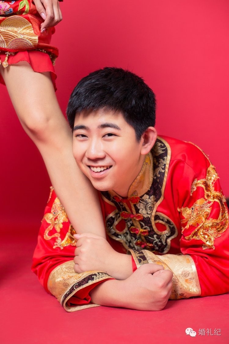 晒老公啦!老公发型对了婚纱照也能拍成韩剧海报哟