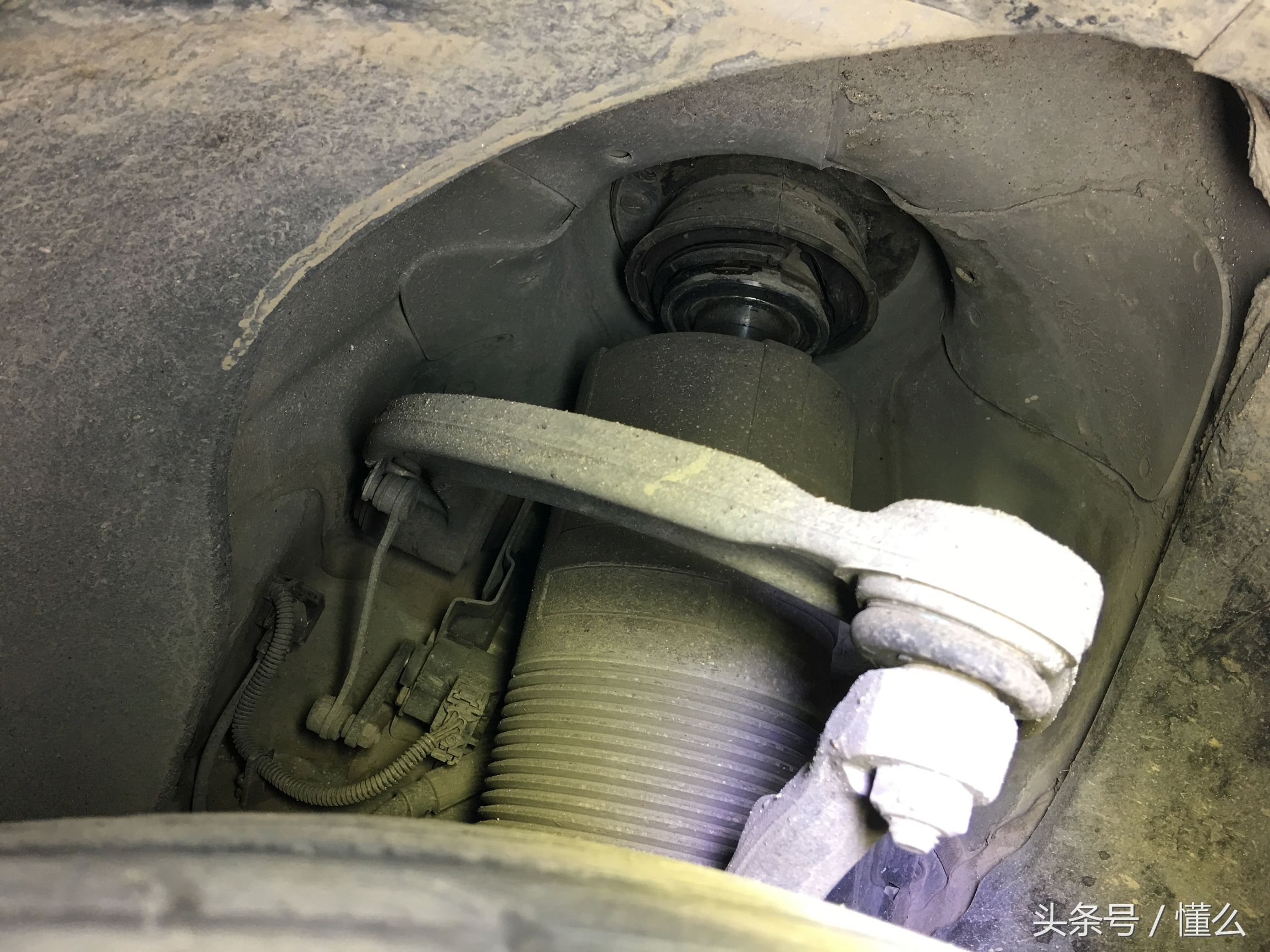 最后一代奔驰s600,奔驰s600十几年的豪车值得买吗