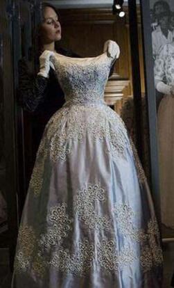 英国女王的衣橱,英国女王奢华礼服