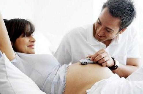 孕妇该如何警惕发生早产,准妈妈应警惕哪些自然流产危险期