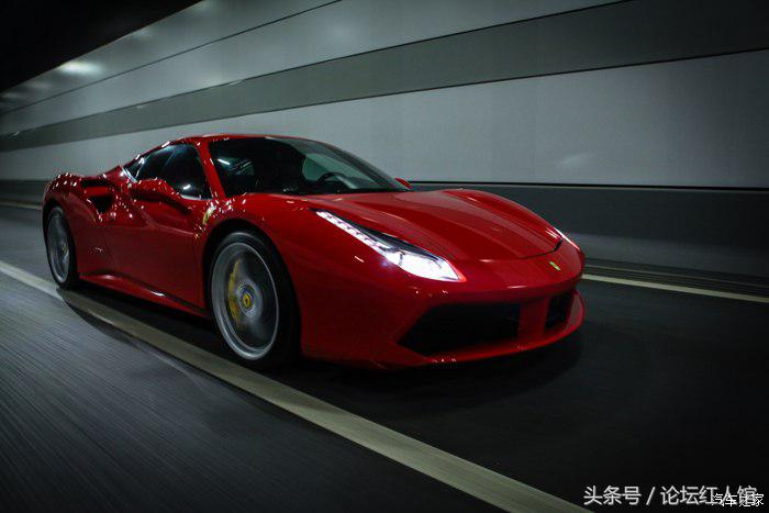 法拉利488评测重装上阵,法拉利488拆车视频