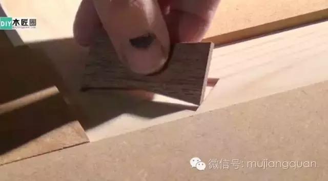 不一样的榫卯,一个能拼接,也能加固木板的蝴蝶榫