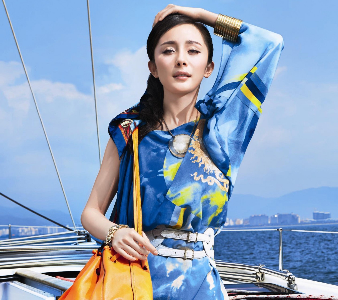 马尾都是明星范儿,又到头发起电时,你怎么办?