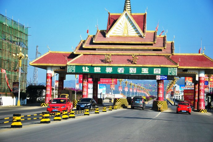 广东玉器批发市场哪个最便宜,河南镇平石佛寺玉器批发市场