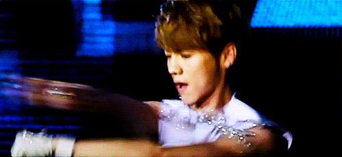 鹿晗出道以来所有成就,明星鹿晗如何火起来的