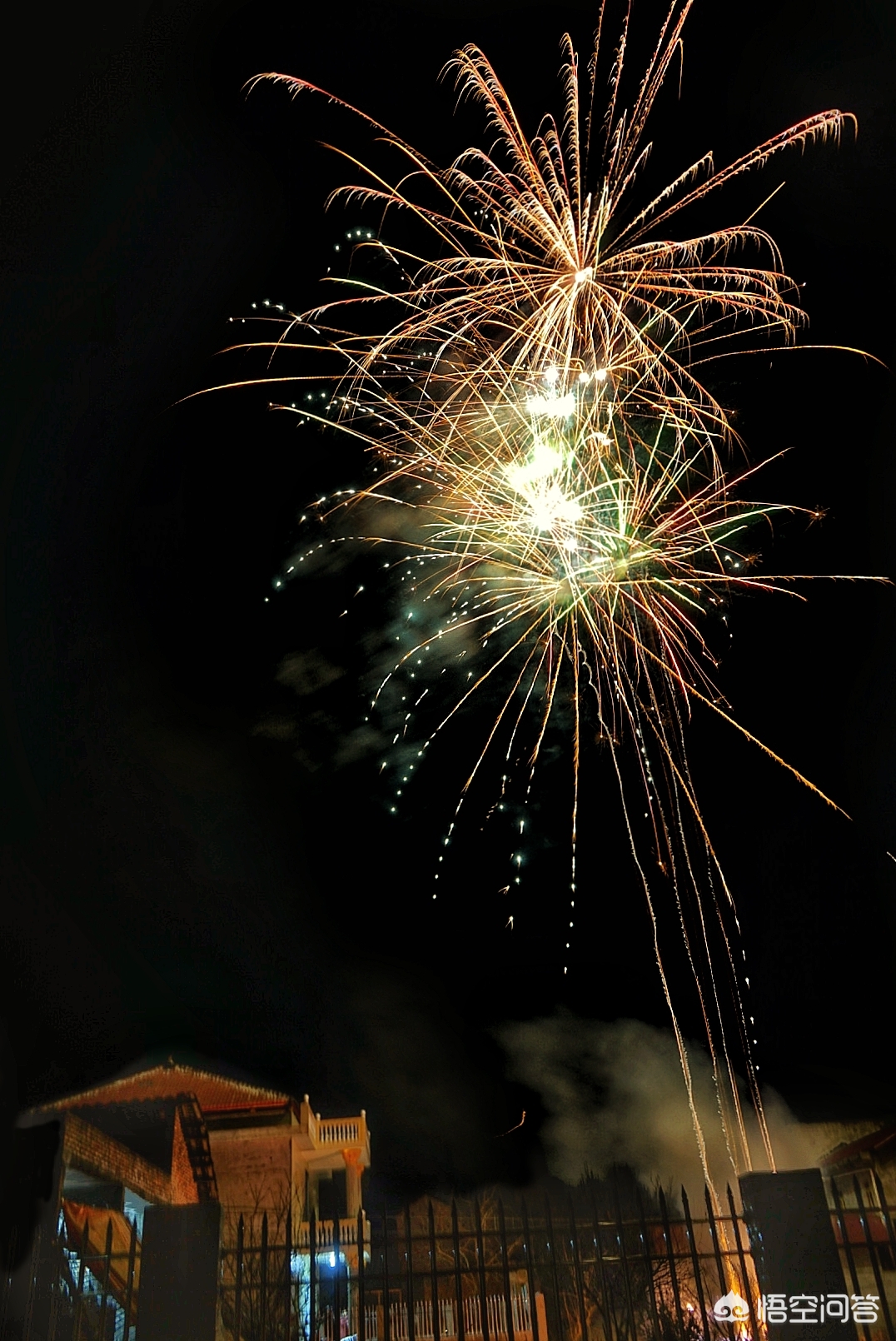 烟花图片怎么修更清晰,如何拍出好看的烟花图片
