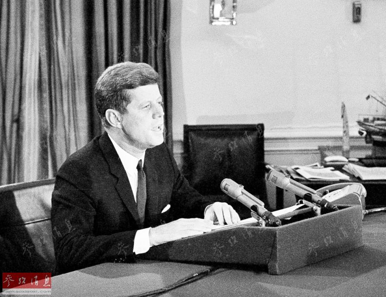 菲德尔卡斯特罗会见普京,卡斯特罗来访中国