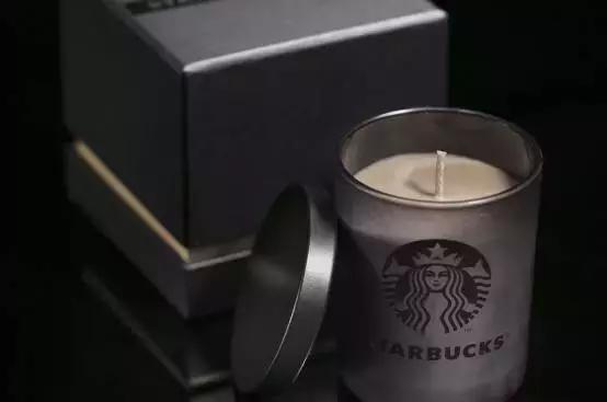 全世界都在晒的星爸爸圣诞小红杯，你买了吗？