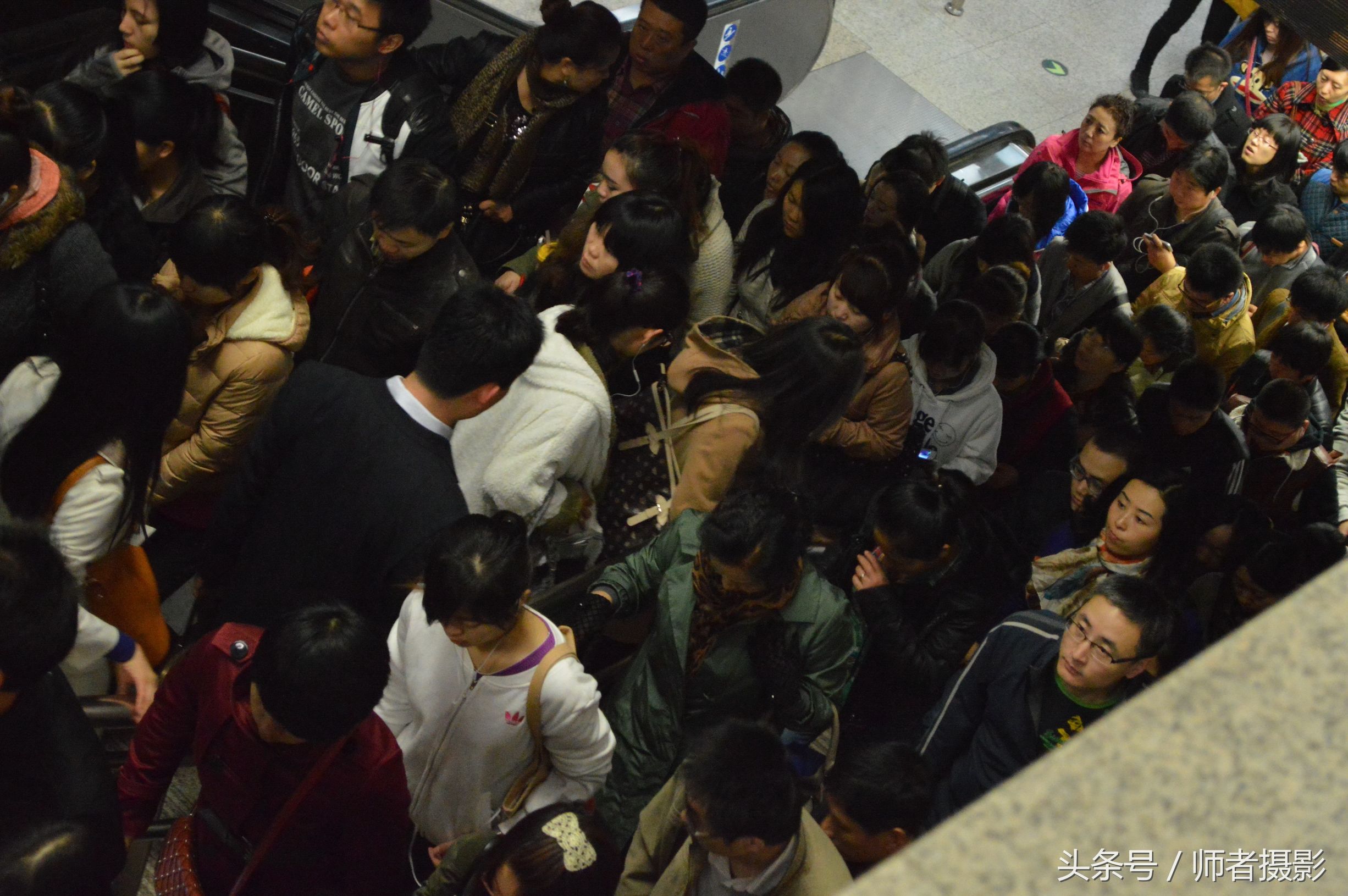 北京一号地铁拥挤,北京四惠地铁站拥挤