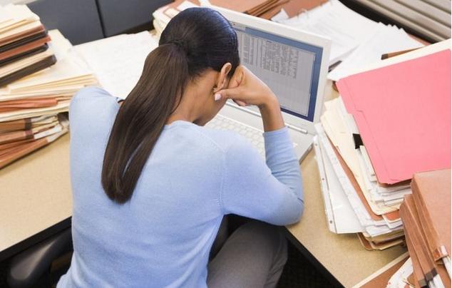 一招快速解决便秘的方法,女性手脚冰凉且严重便秘怎么治