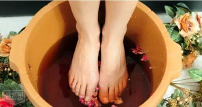 泡脚差点截肢,泡脚泡出水泡差点截肢