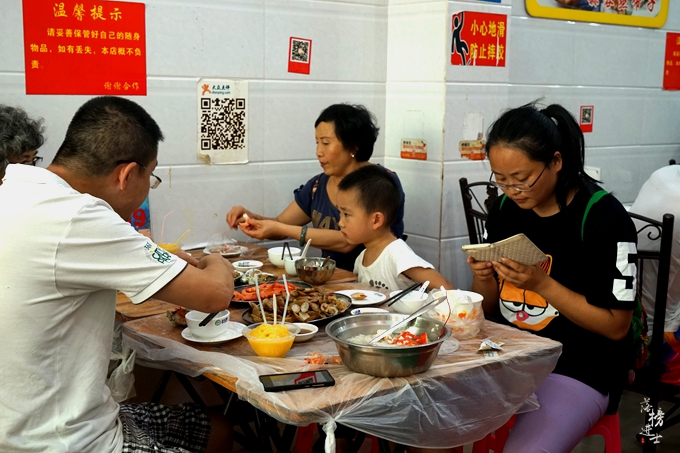 三亚除了蜈支洲岛还有哪个岛,三亚蜈支洲岛是不是最大的岛