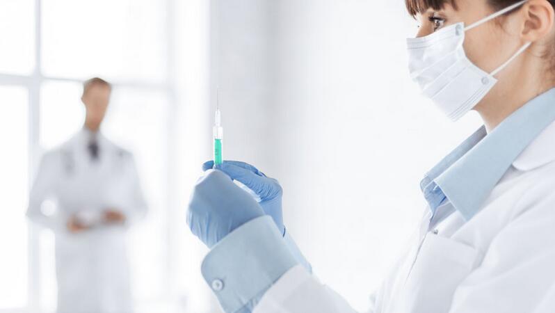 肺癌转移到肝和胰腺怎么治疗,肺癌转移到肝脏和肾上腺能活多久