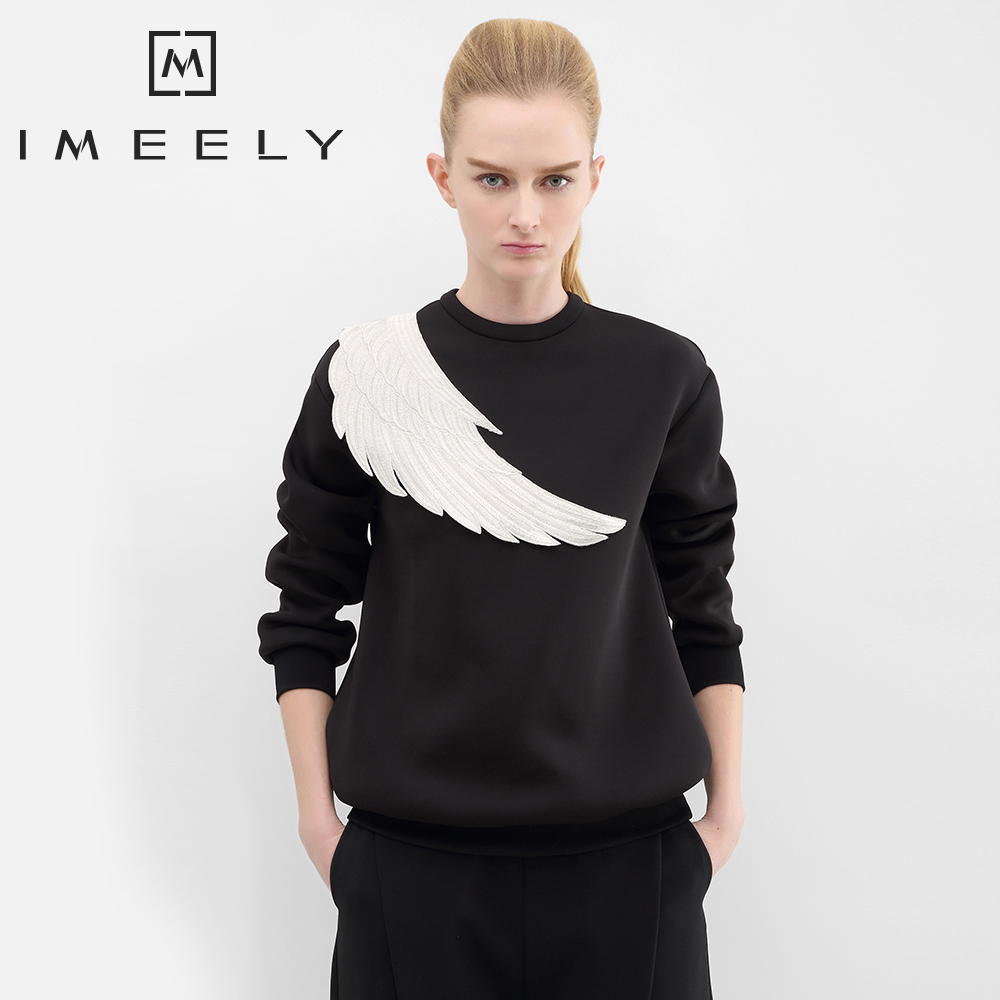 卫衣套装穿出你的气质时尚舒适,休闲时尚潮流卫衣