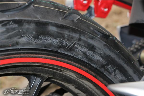 铃木锐爽电喷150最高配,铃木锐爽150加多少机油